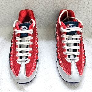 Nike Air Max 95 Ugly Christmas Sweater Edition 4.5Y
